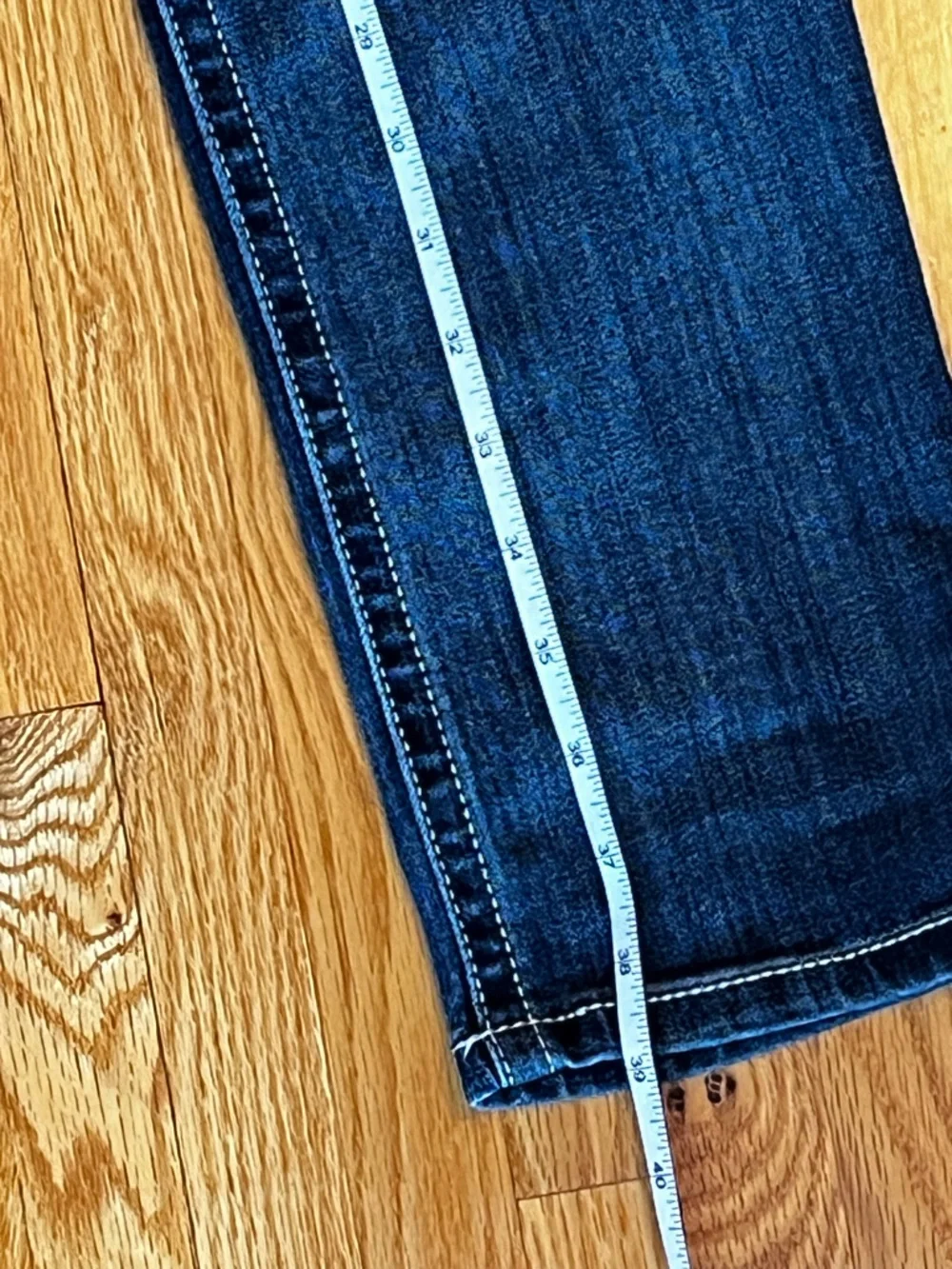 Express Women’s Stretch Skinny Jeans - Picture 2 of 8